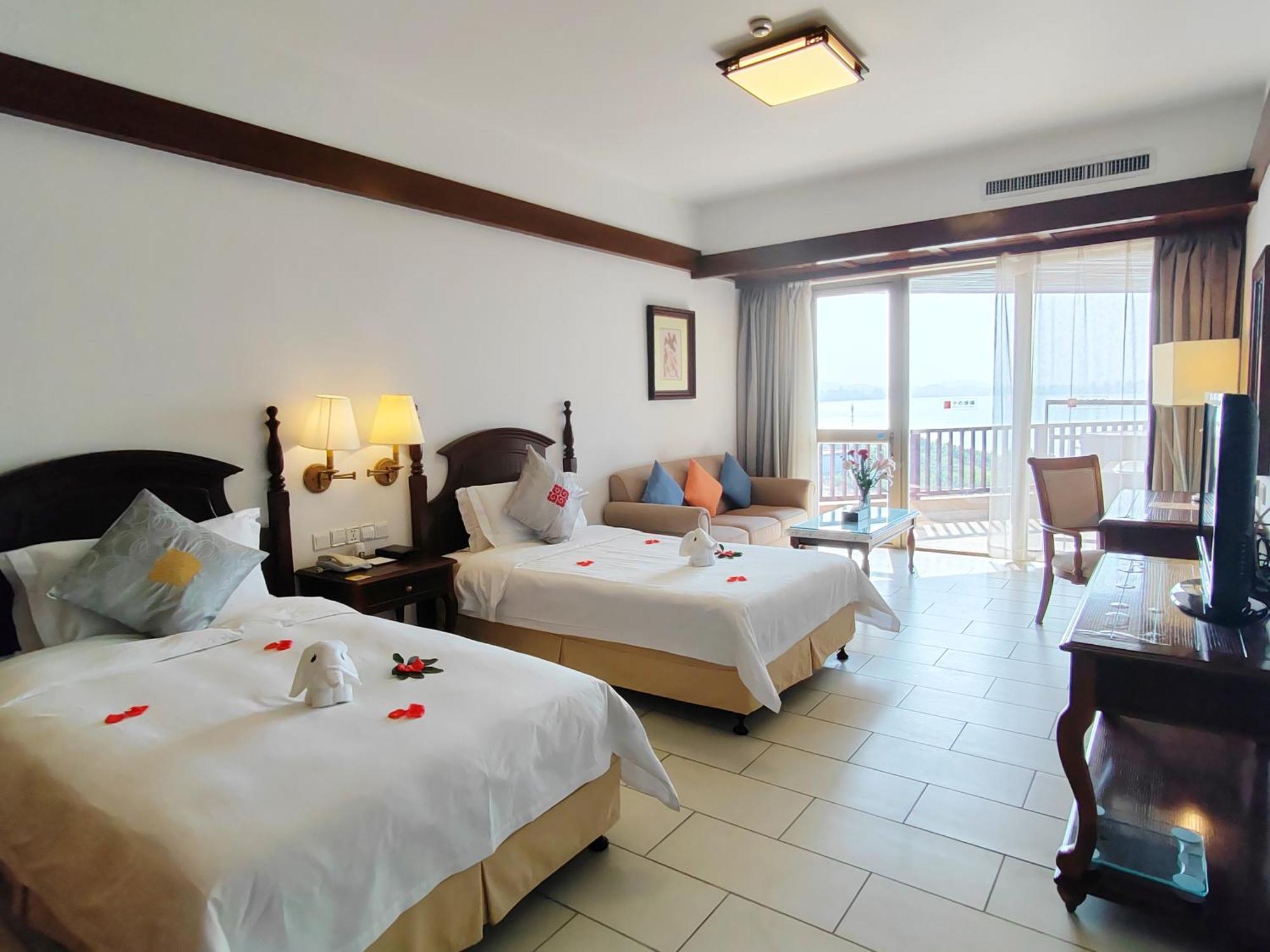 Timton Fuhe Hotel Саня Екстериор снимка