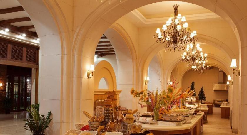 Timton Fuhe Hotel Саня Екстериор снимка