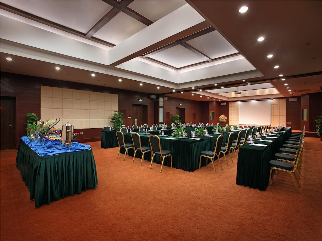 Timton Fuhe Hotel Саня Екстериор снимка