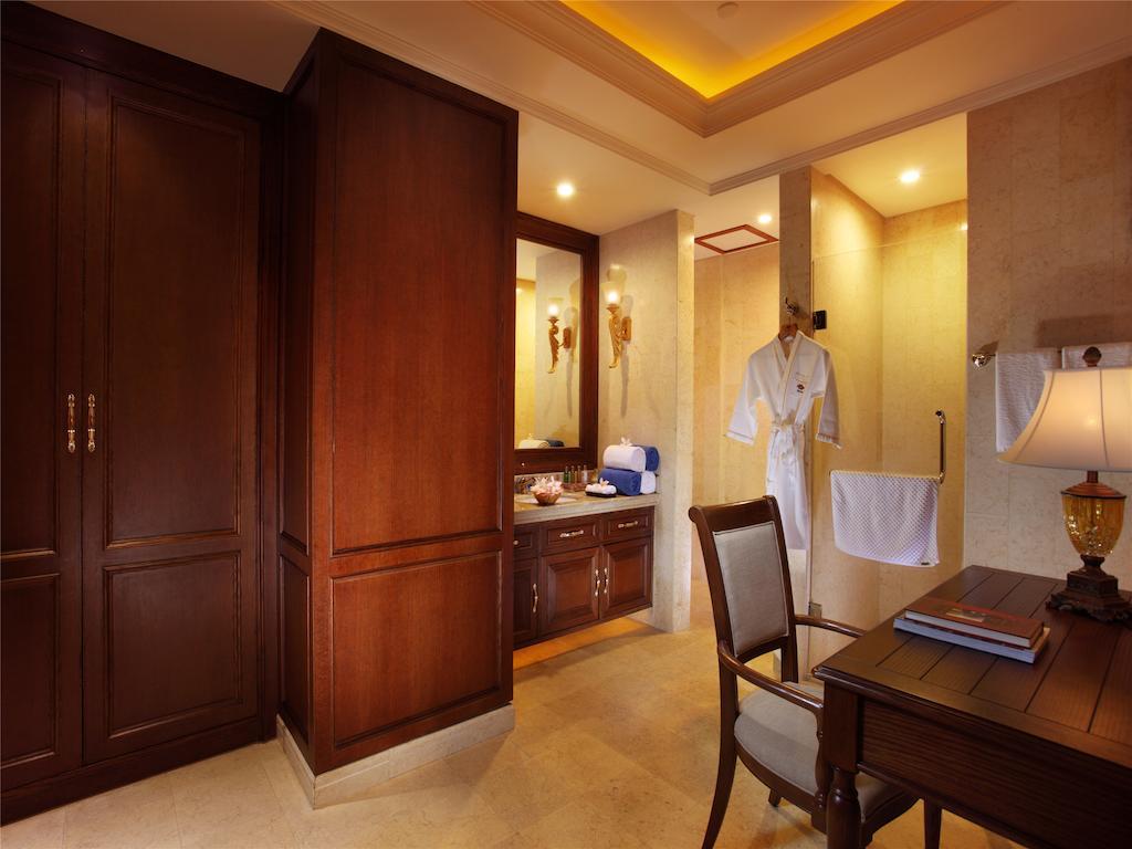 Timton Fuhe Hotel Саня Екстериор снимка